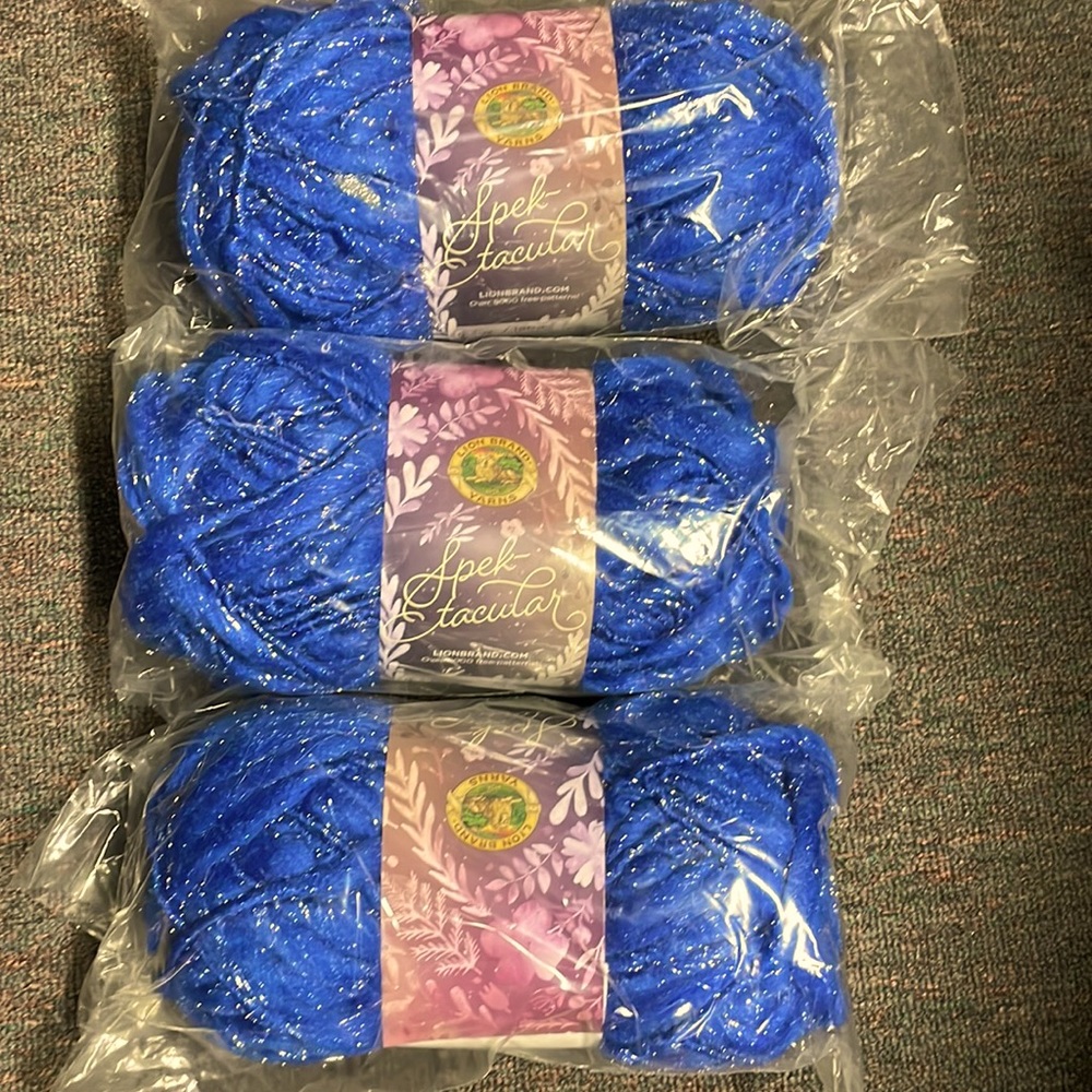 3 Skeins Lion Brand Spek -tacular Yarn Electric Blue New #7